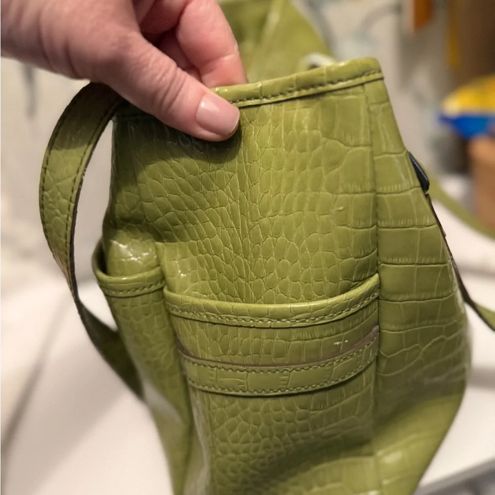 Liz Claiborne Olive Crocodile-Embossed Shoulder Bag - Picture 8 of 9